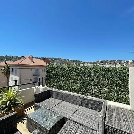 Rooftop Vue